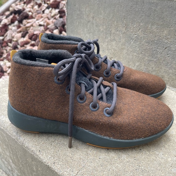 Allbirds Wool Runner-up Mizzle Brown Sneakers, Size W9 - Picture 1 of 7